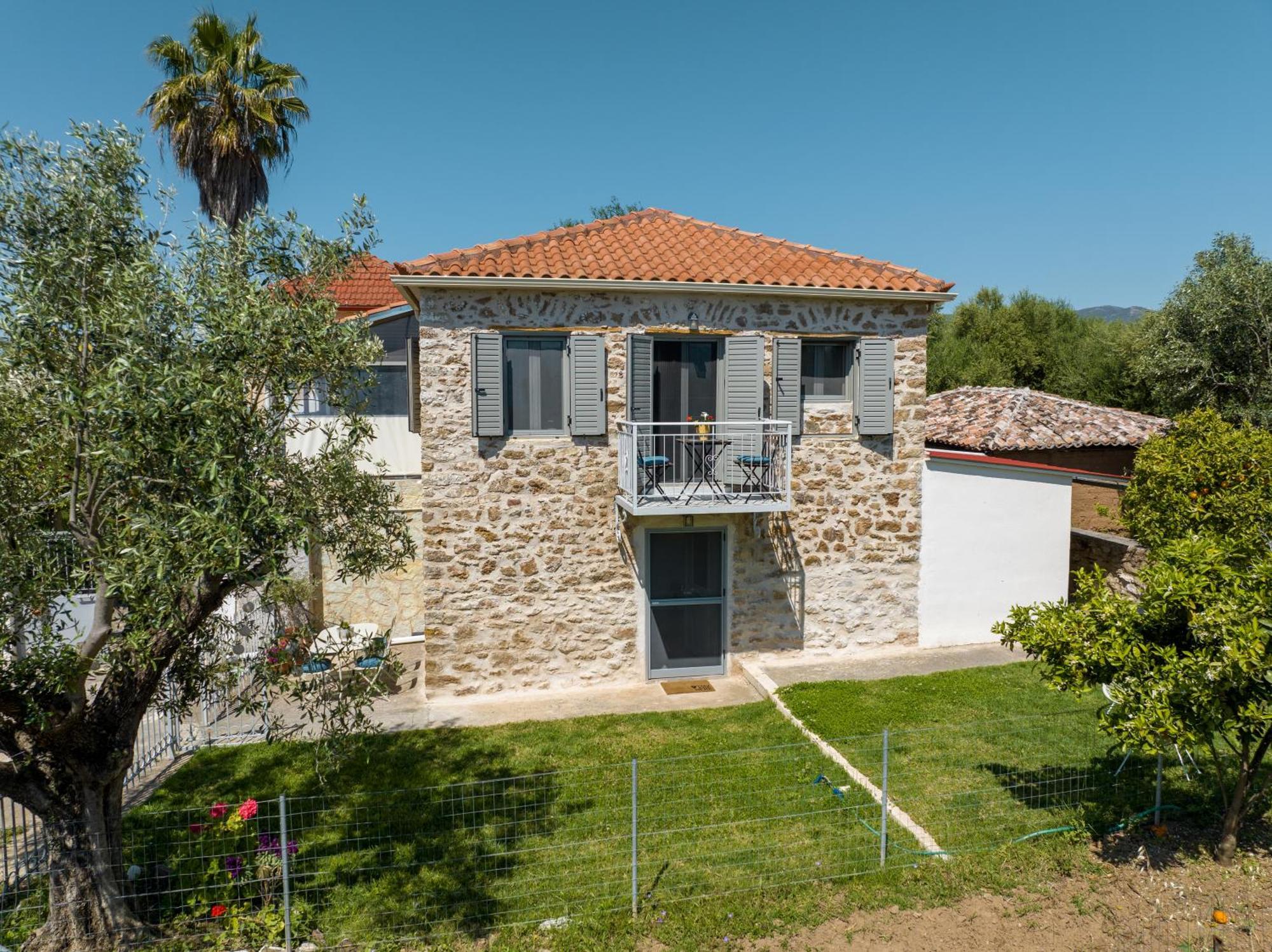 Вилла Messinian Stone House Экстерьер фото